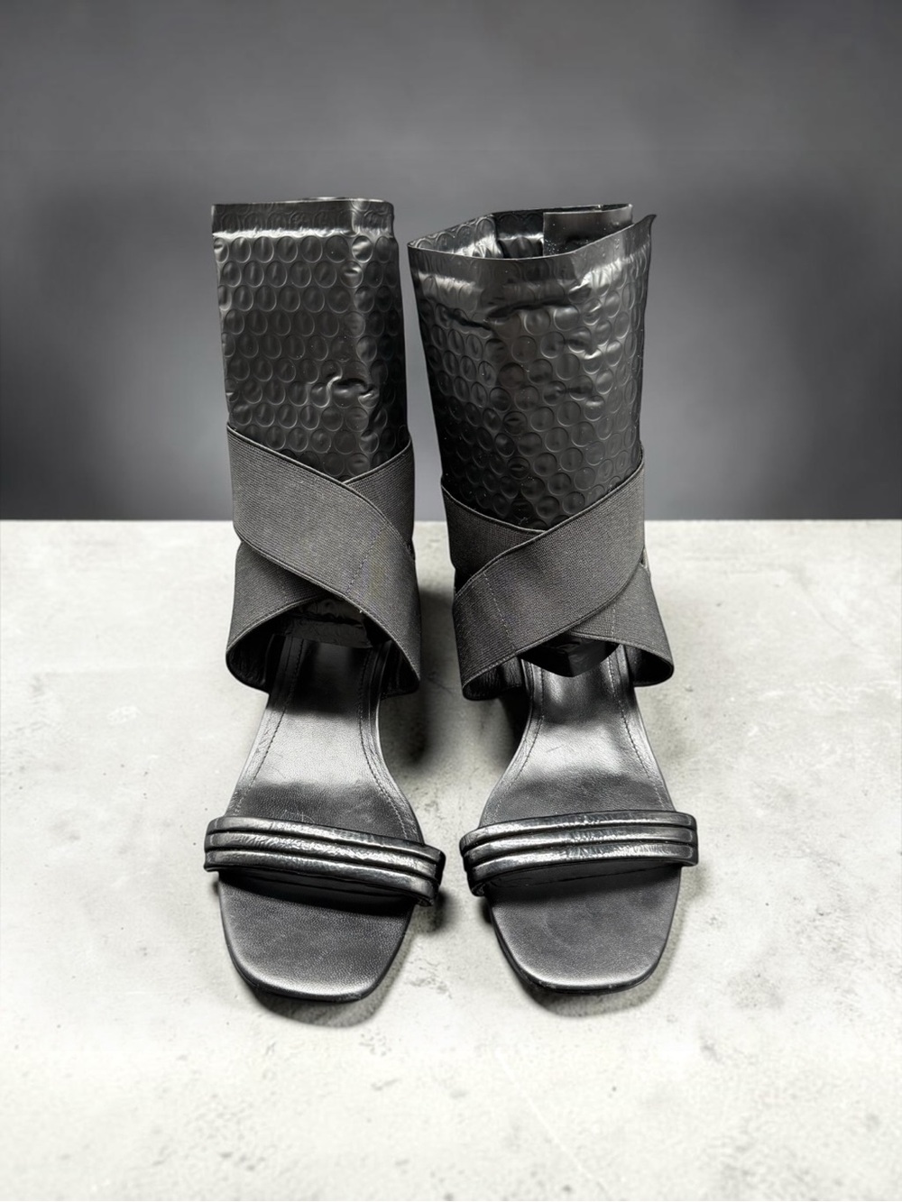 Donald Pliner Hira Black Ankle Wrap Sandals Sz 8.5M Strappy Stretch Block Heel